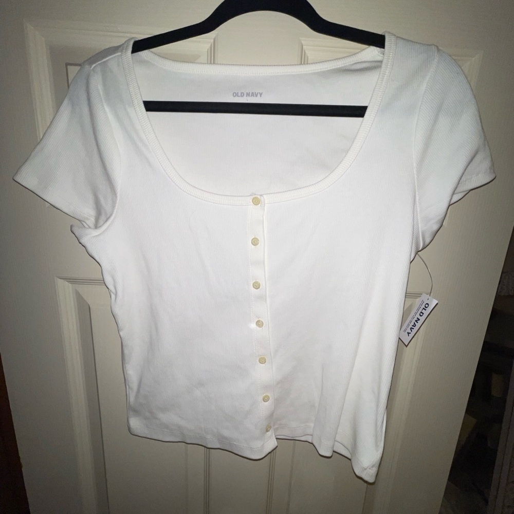 White Old navy top